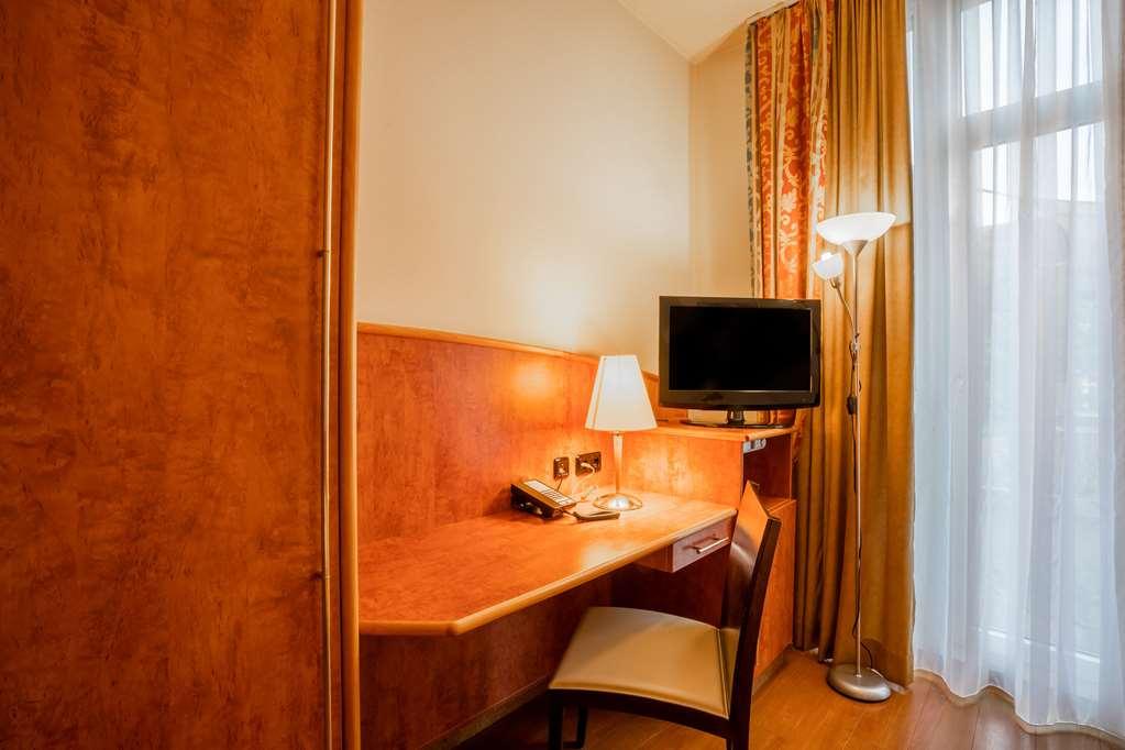 1, 2, Sleep Boardinghouse Unterschleissheim Zentrum Rum bild